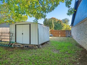 1133  Park Center Court , Saginaw Texas 76179