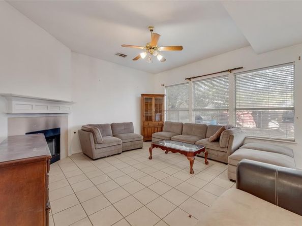 7916  Nighthawk Trail , Arlington Texas 76002