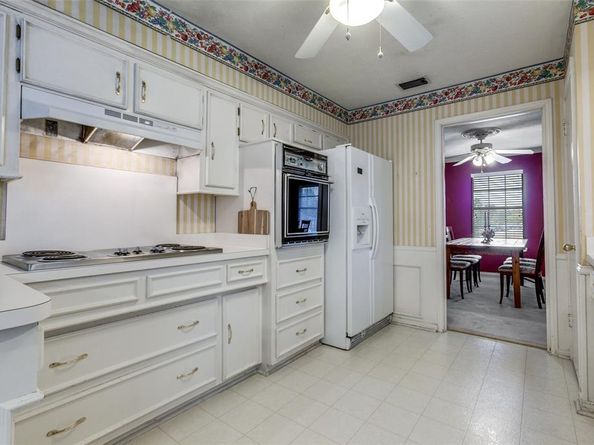 9320  Whitehurst Drive , Dallas Texas 75243