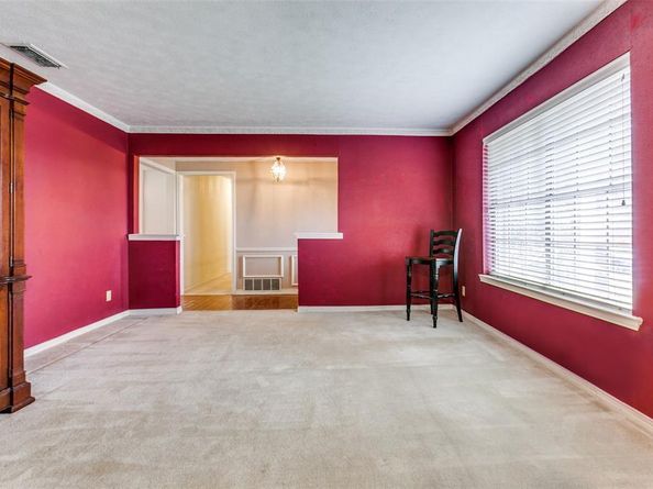 9320  Whitehurst Drive , Dallas Texas 75243