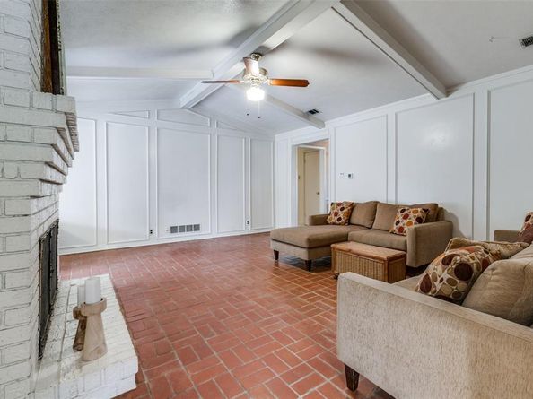 9320  Whitehurst Drive , Dallas Texas 75243