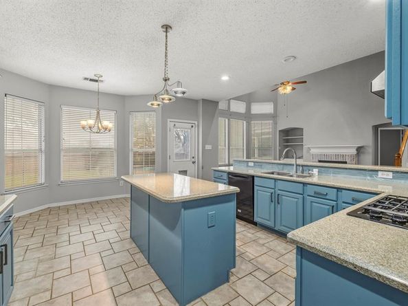 2004  Melissa Diane Street , Mansfield Texas 76063