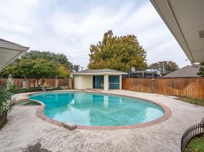 6415  Barkwood Lane , Dallas Texas 75248