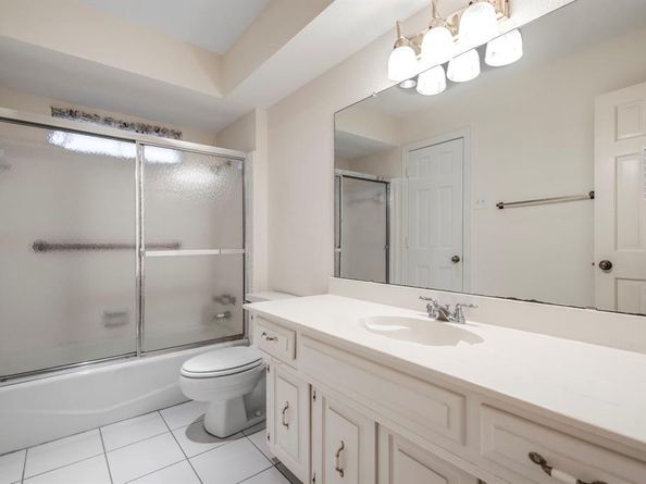 6415  Barkwood Lane , Dallas Texas 75248