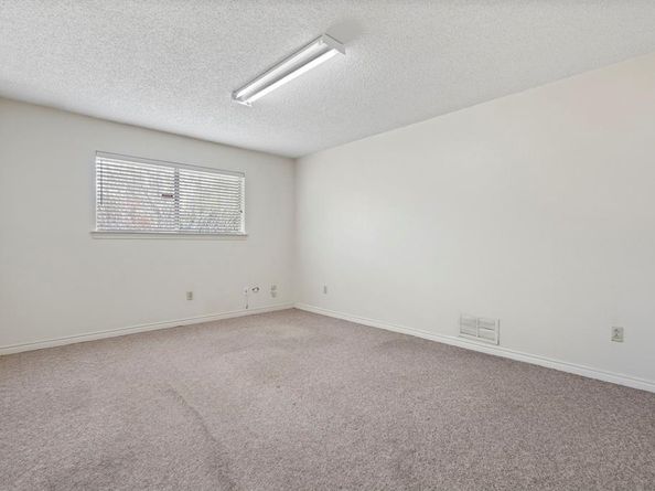 6415  Barkwood Lane , Dallas Texas 75248