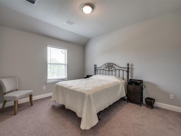 9767  Maple Hill Lane , Frisco Texas 75035