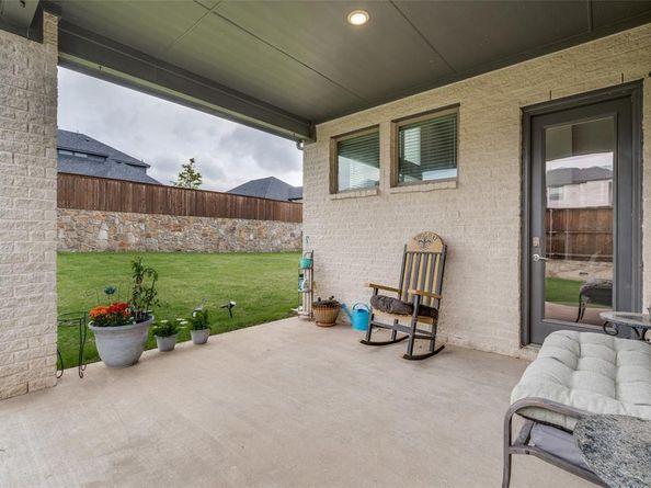 9767  Maple Hill Lane , Frisco Texas 75035