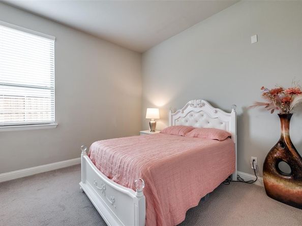 9767  Maple Hill Lane , Frisco Texas 75035