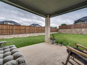 9767  Maple Hill Lane , Frisco Texas 75035