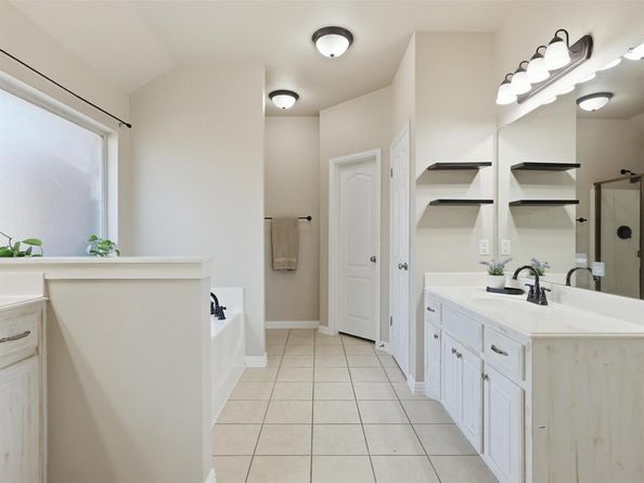 117  Dustin Drive , Fate Texas 75189