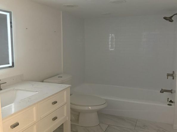 2627  Douglas Avenue  115, Dallas Texas 75219