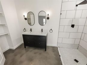 1906  Avenue B  , Fort Worth Texas 76104