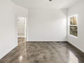 1906  Avenue B  , Fort Worth Texas 76104