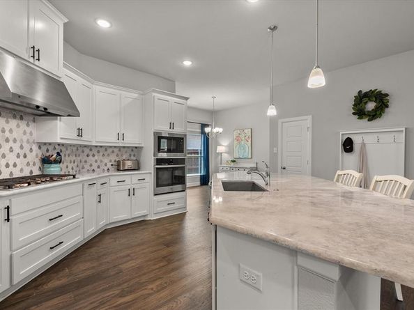 1409  Mount Evans Trail , Arlington Texas 76005