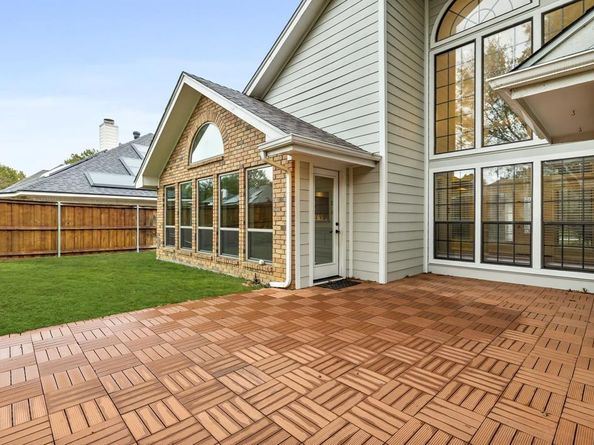 3318  Sprindeltree Drive , Grapevine Texas 76051