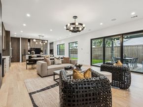 7707  Robin Road , Dallas Texas 75209