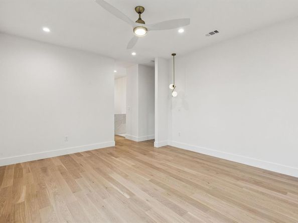 7707  Robin Road , Dallas Texas 75209