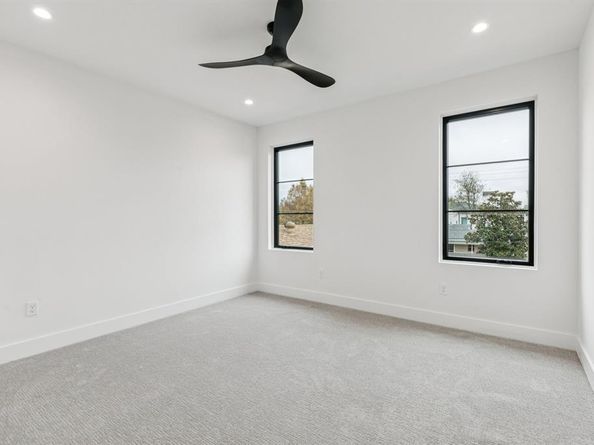 7707  Robin Road , Dallas Texas 75209