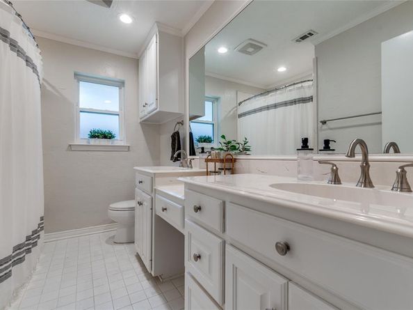 6729  Braeburn Drive , Dallas Texas 75214