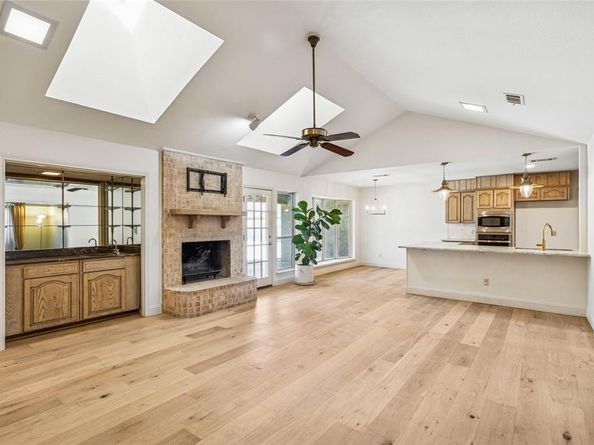 4212  Lake Vista Drive , Benbrook Texas 76132