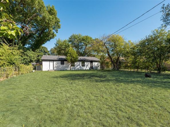 2663  Crest Avenue , Dallas Texas 75216