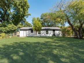 2663  Crest Avenue , Dallas Texas 75216