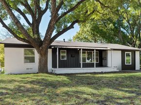 2663  Crest Avenue , Dallas Texas 75216
