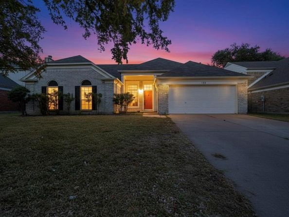106  Morningside Drive , Grand Prairie Texas 75052