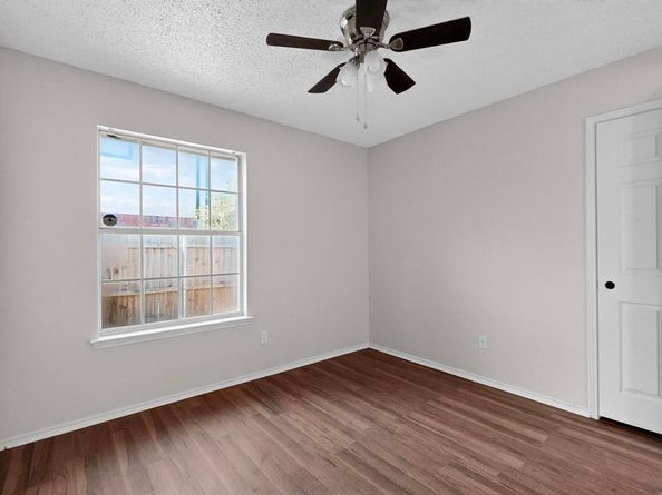 106  Morningside Drive , Grand Prairie Texas 75052