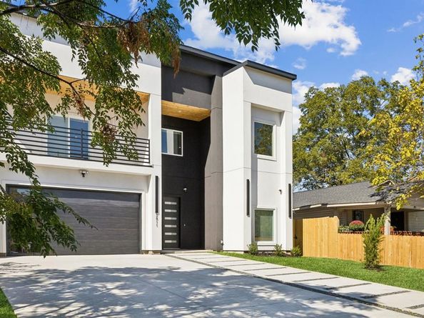 2811  Fernwood Avenue , Dallas Texas 75216