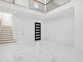 2811  Fernwood Avenue , Dallas Texas 75216