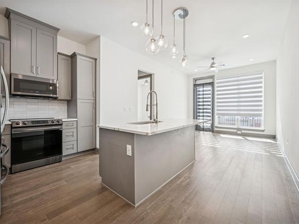 2700  Old Denton Road  4451, Carrollton Texas 75007