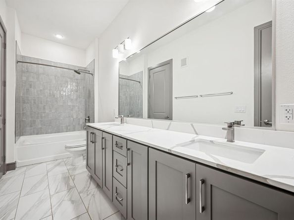 2700  Old Denton Road  4451, Carrollton Texas 75007