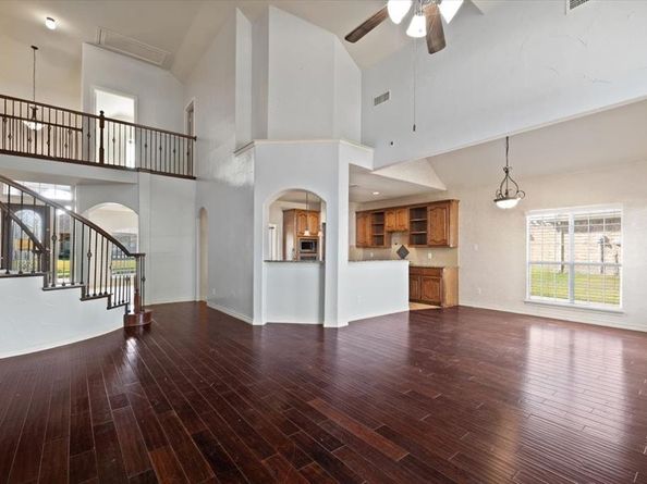 425  Kearsarge Street , DeSoto Texas 75115