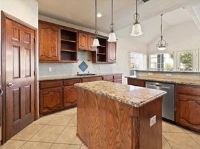 425  Kearsarge Street , DeSoto Texas 75115