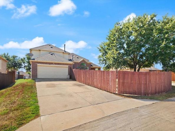 425  Kearsarge Street , DeSoto Texas 75115