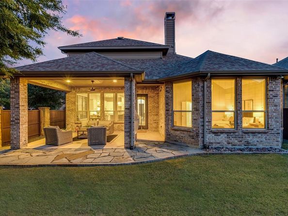 5117  Del Molin Avenue , Lewisville Texas 75056