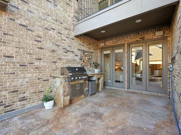 2325  Shoreham Circle , Lewisville Texas 75056