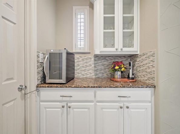 2325  Shoreham Circle , Lewisville Texas 75056