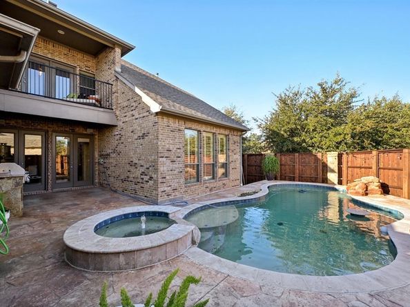 2325  Shoreham Circle , Lewisville Texas 75056