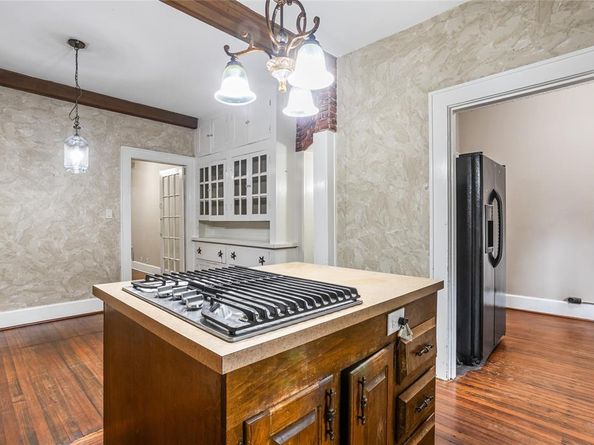 2303  Mistletoe Drive , Fort Worth Texas 76110