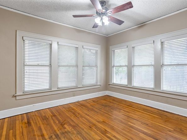 2303  Mistletoe Drive , Fort Worth Texas 76110
