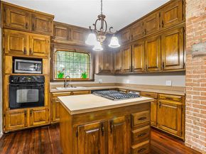 2303  Mistletoe Drive , Fort Worth Texas 76110
