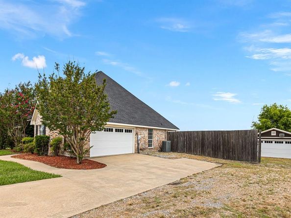 1342  Carlo Drive , Princeton Texas 75407