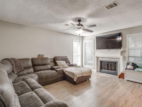 6813  Quail Meadow Drive , Watauga Texas 76148