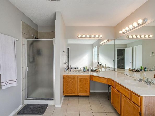 6813  Quail Meadow Drive , Watauga Texas 76148