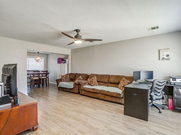 6813  Quail Meadow Drive , Watauga Texas 76148