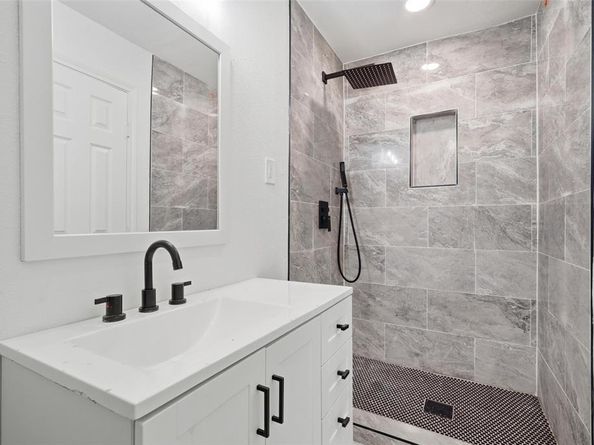 10332  Muskogee Circle , Dallas Texas 75217