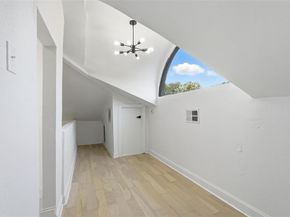 10332  Muskogee Circle , Dallas Texas 75217