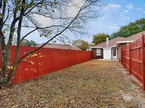 2933  Lawndale Drive , Lancaster Texas 75134